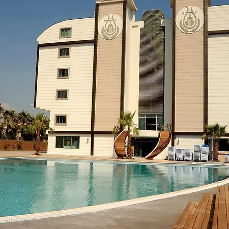 Orfeus Queen Hotel Side